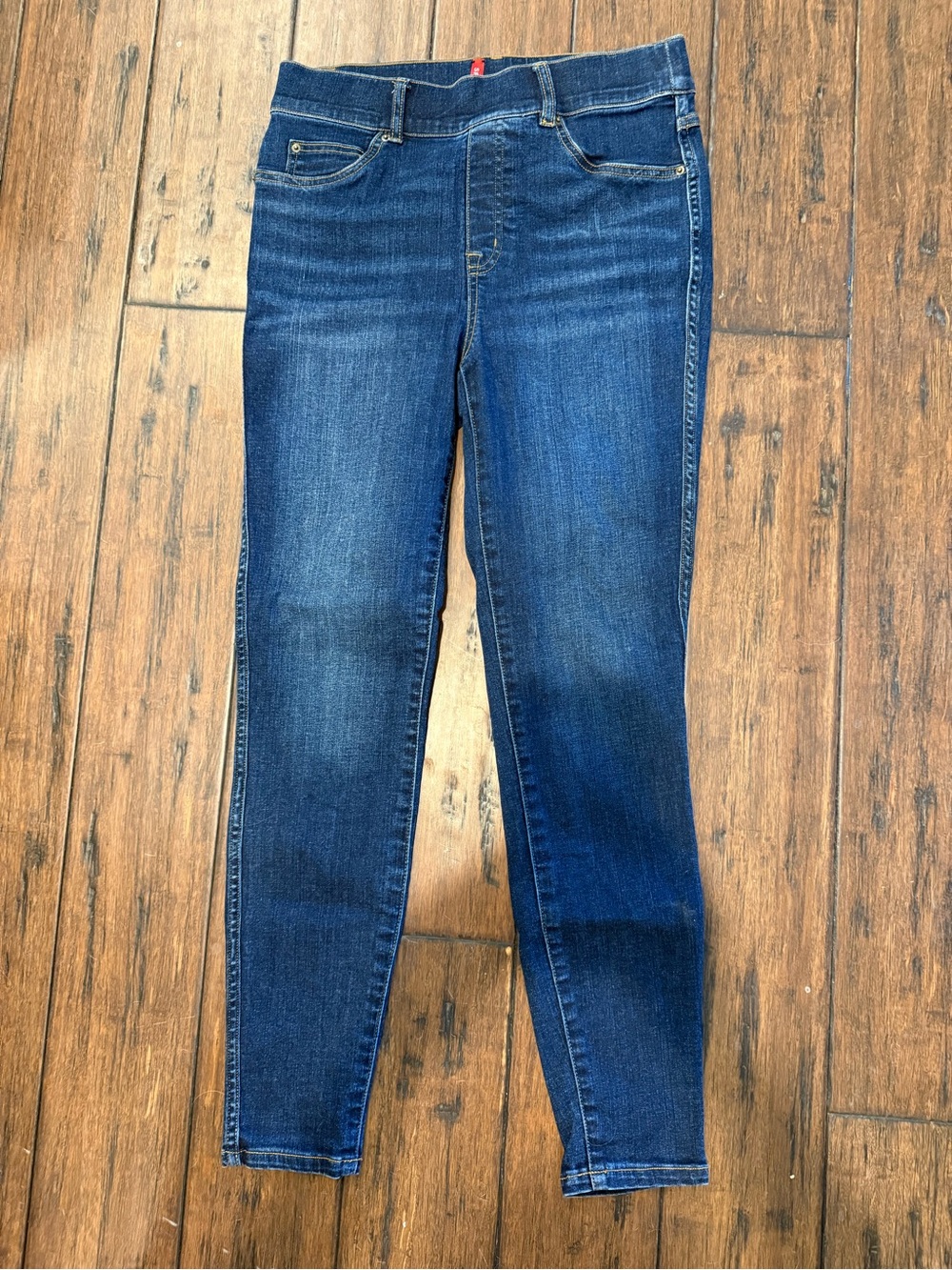 Spanx Pull-On Skinny Jeans – Size M – Dark Wash with Built-In Shaping